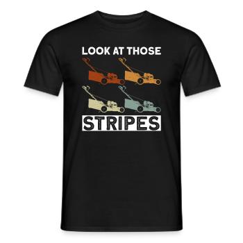 Regardez ces rayures - tondeuse à gazon - T-shirt homme - noir - Devant - AI Model Male 178 light (178cm)