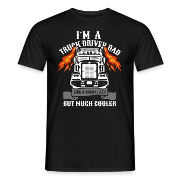 Ich bin LKW-Fahrer, normaler Vater, aber cooler - Männer T-Shirt - Schwarz - Vorne - AI Model Male 178 light (178cm)