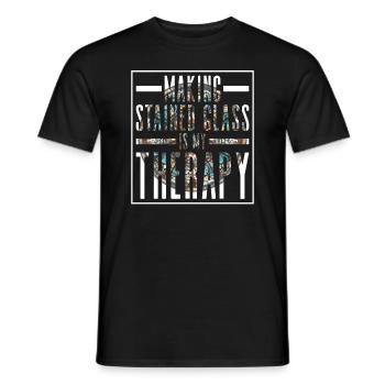 Die Herstellung von Glasmalerei ist meine Therapie - Männer T-Shirt - Schwarz - Vorne - AI Model Male 178 light (178cm)