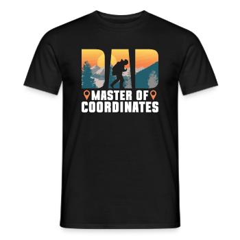 Papa - Maître des coordonnées - Géocaching - T-shirt homme - noir - Devant - AI Model Male 178 light (178cm)