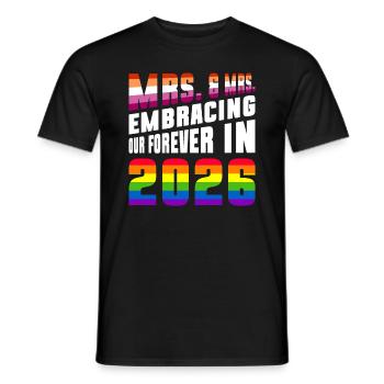 Mrs. & Mrs 2026 Gay Pride Hochzeit Homo-Ehe - Männer T-Shirt - Schwarz - Vorne - AI Model Male 178 light (178cm)