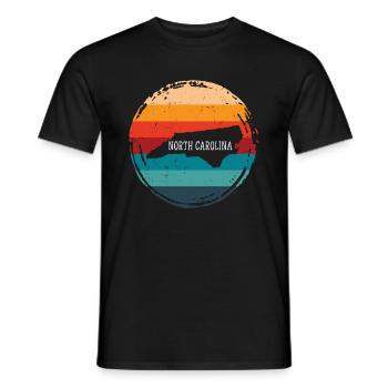 North Carolina - Männer T-Shirt - Schwarz - Vorne - AI Model Male 178 light (178cm)