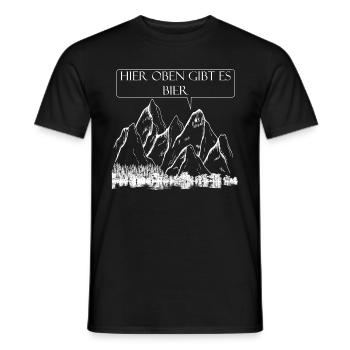 Wandern, hier oben gibt es Bier zur Erfrischung - Männer T-Shirt - Schwarz - Vorne - AI Model Male 178 light (178cm)