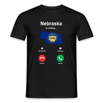 Besuch Nebraska Geschenk - Männer T-Shirt - Schwarz - Vorne - AI Model Male 178 light (178cm)