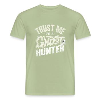 Geisterjäger - Männer T-Shirt - Sage - Vorne - AI Model Male 178 light (178cm)