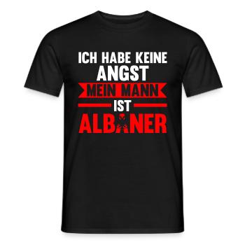 Ich habe keine Angst mein Mann ist Albaner - Männer T-Shirt - Schwarz - Vorne - AI Model Male 178 light (178cm)