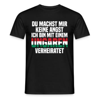 Du machst mir Keine Angst ich bin mit einem Ungare - Männer T-Shirt - Schwarz - Vorne - AI Model Male 178 light (178cm)