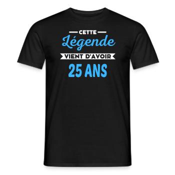 Cette Légende vient d'avoir 25 ans - T-shirt homme - noir - Devant - AI Model Male 178 light (178cm)