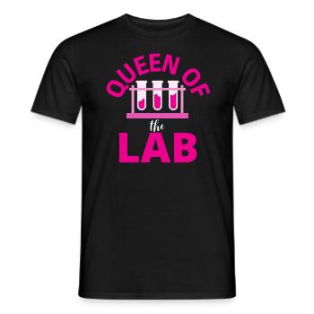 Königin des Labors, Königin des Labors - Männer T-Shirt - Schwarz - Vorne - AI Model Male 178 light (178cm)