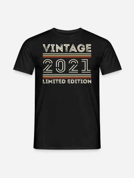 Vintage 2021 - Year 2021 Birthday Gift 2021 - Men's T-Shirt - black