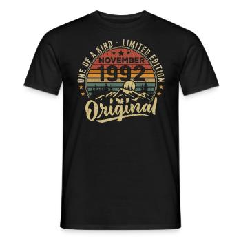 Millésime Novembre 1992 Cadeau Rétro Novembre 1992 - T-shirt homme - noir - Devant - AI Model Male 178 light (178cm)