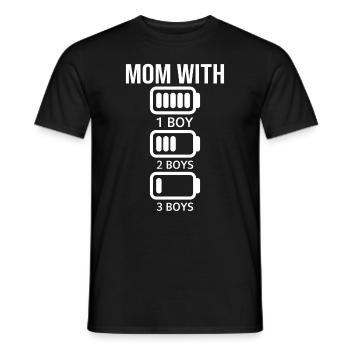 Mama with 3 Sons Battery Empty - Mom with three Bo - Männer T-Shirt - Schwarz - Vorne - AI Model Male 178 light (178cm)