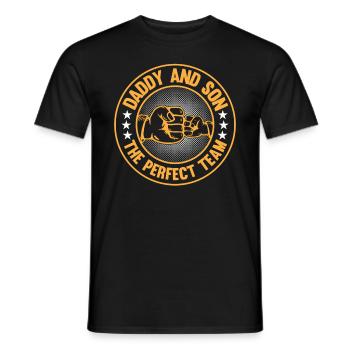 Daddy Father's Day - Daddy And Son The Perfect Tea - Men's T-Shirt - black - Front - AI Model Male 178 light (178cm)