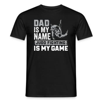 Dad is my name Judo fighting is my game - Daddy Ju - Männer T-Shirt - Schwarz - Vorne - AI Model Male 178 light (178cm)