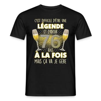 Cadeau anniversaire homme une femme 76 ans légende - T-shirt homme - noir - Devant - AI Model Male 178 light (178cm)