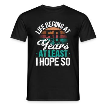 50th Birthday Idea Vintage Humor Funny 50 Year Old - Männer T-Shirt - Schwarz - Vorne - AI Model Male 178 light (178cm)