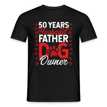 50 Year Old Husband Dad Dog Owner 50th Birthday - Männer T-Shirt - Schwarz - Vorne - AI Model Male 178 light (178cm)