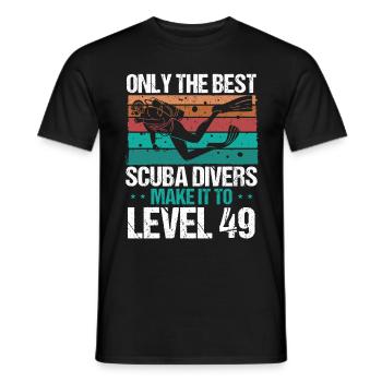 49 Scuba Diving Level 49 Year Diver Snorkeling - Männer T-Shirt - Schwarz - Vorne - AI Model Male 178 light (178cm)