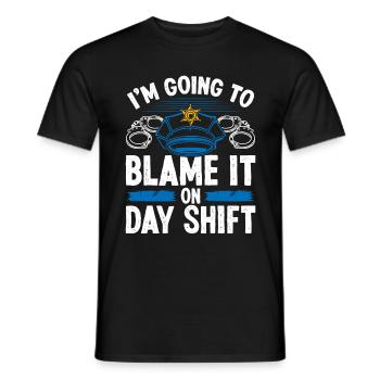 Night Shift Policeman Blame Day Police Officer - Männer T-Shirt - Schwarz - Vorne - AI Model Male 178 light (178cm)