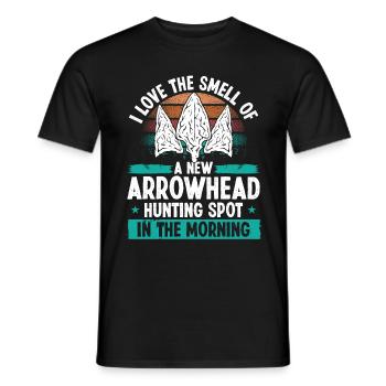 Arrowhead Hunting Spot Humour Drôle Collectionneur - T-shirt homme - noir - Devant - AI Model Male 178 light (178cm)
