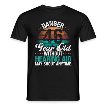 46 Idée d’anniversaire L’humour peut crier drôle 46 ans - T-shirt homme - noir - Devant - AI Model Male 178 light (178cm)