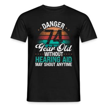 74 Idée d’anniversaire L’humour peut crier drôle 74 ans - T-shirt homme - noir - Devant - AI Model Male 178 light (178cm)