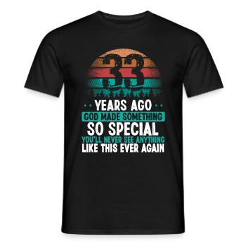 33 Anniversaire Dieu a fait quelque chose de spécial 33 ans - T-shirt homme - noir - Devant - AI Model Male 178 light (178cm)