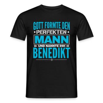 Benedikt Name Design - Männer T-Shirt - Schwarz - Vorne - AI Model Male 178 light (178cm)