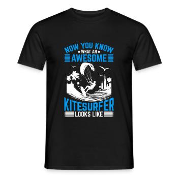 Now You Know What An Awesome Kitesurfer Looks Like - Männer T-Shirt - Schwarz - Vorne - AI Model Male 178 light (178cm)