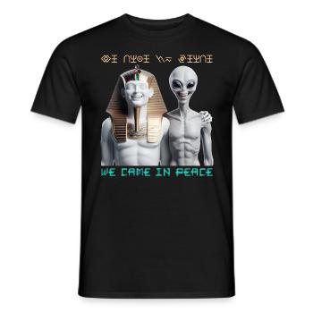 Pharaohs, the Sphinx & Aliens: Funny Encounter - Men's T-Shirt - black - Front - AI Model Male 178 light (178cm)