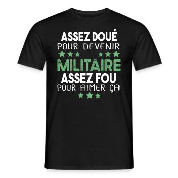 Militaire Armée Régiment Soldat Humour Cadeau - T-shirt homme - noir - Devant - AI Model Male 178 light (178cm)