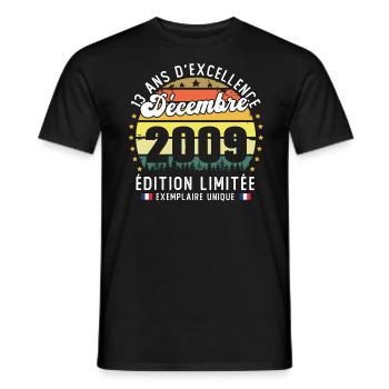 13 Ans Anniversaire Vintage Né en Décembre 2009 - T-shirt homme - noir - Devant - AI Model Male 178 light (178cm)