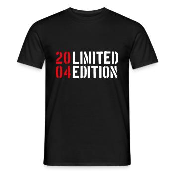 Limited Edition 2004 - 18. Geburtstag Typographie - Männer T-Shirt - Schwarz - Vorne - AI Model Male 178 light (178cm)