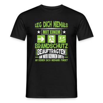 Leg dich niemals an Brandschutzbeauftragter - Männer T-Shirt - Schwarz - Vorne - AI Model Male 178 light (178cm)
