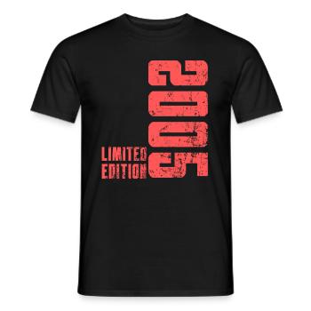 17 Birthday Gift Teenager Born 2005 - Men's T-Shirt - black - Front - AI Model Male 178 light (178cm)