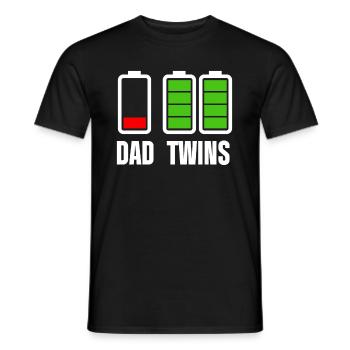 DAD TWINS daddy twins twin battery battery - Men's T-Shirt - black - Front - AI Model Male 178 light (178cm)