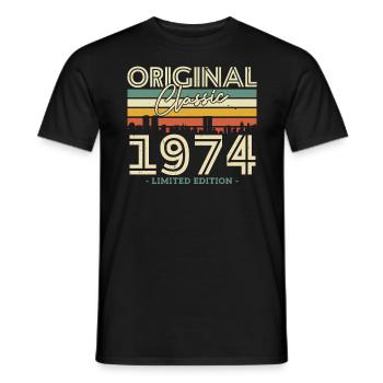 Originaler Klassiker 1974 - 50 Jahre - Männer T-Shirt - Schwarz - Vorne - AI Model Male 178 light (178cm)