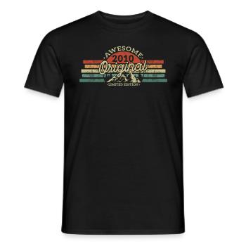 Vintage 2010 Anniversaire Rétro - T-shirt homme - noir - Devant - AI Model Male 178 light (178cm)