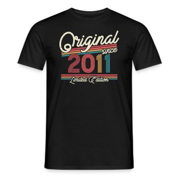 Vintage Geburtstagsgeschenk 2011 - Männer T-Shirt - Schwarz - Vorne - AI Model Male 178 light (178cm)