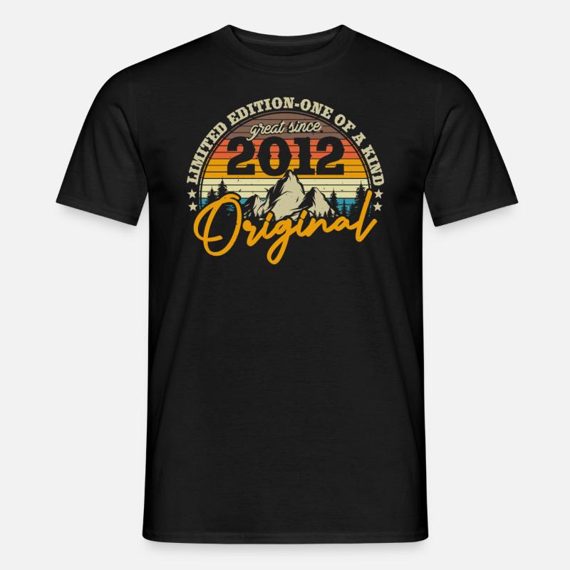 Retro Gift 2012 - 11/12 years - Men’s T-shirt - black