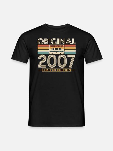 Born in 2007 - Men's T-Shirt - black