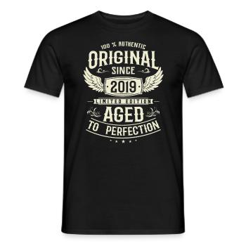 2019 4e anniversaire légendaire! - T-shirt homme - noir - Devant - AI Model Male 178 light (178cm)