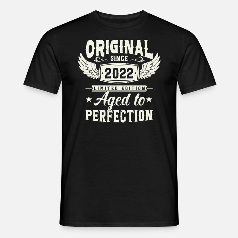 One-Year 2022: Special Gift - Men's T-Shirt - black