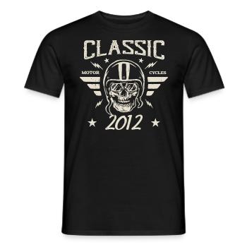 Klassisches Geburtstagsgeschenk im Jahr 2012 - Männer T-Shirt - Schwarz - Vorne - AI Model Male 178 light (178cm)