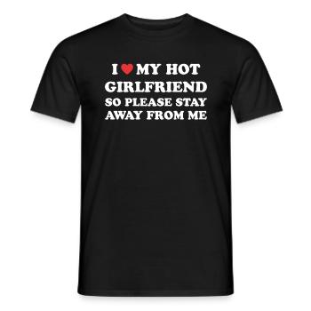 Liebe zu meiner heißen Freundin - Männer T-Shirt - Schwarz - Vorne - AI Model Male 178 light (178cm)