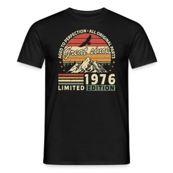 Vintage 1976 - Born Legend - Männer T-Shirt - Schwarz - Vorne - AI Model Male 178 light (178cm)