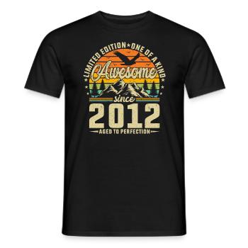 Legendary Vintage 2012 - Born Legends Birthday - Männer T-Shirt - Schwarz - Vorne - AI Model Male 178 light (178cm)