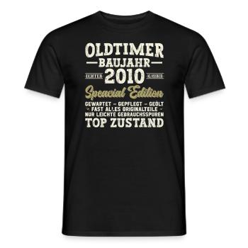 Vintage 2010: Legendary Birth Year - Männer T-Shirt - Schwarz - Vorne - AI Model Male 178 light (178cm)