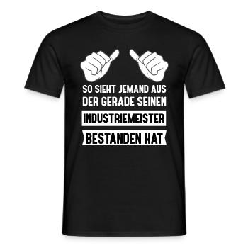 Erfolgreicher Industriemeister - Abschluss Bestand - Männer T-Shirt - Schwarz - Vorne - AI Model Male 178 light (178cm)