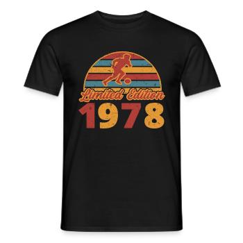 Football Footballer Footballer's birthday 1978 - Men's T-Shirt - black - Front - AI Model Male 178 light (178cm)